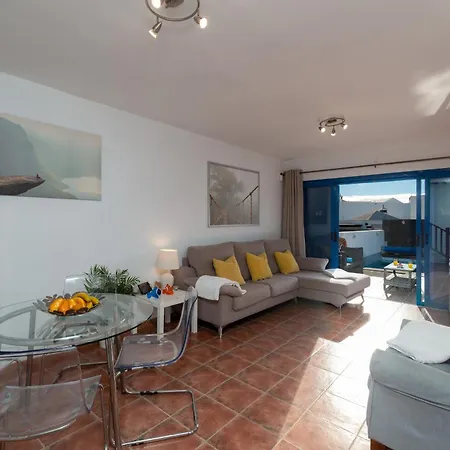 104 - Elise Present By Now Ltd * 普拉亚布兰卡