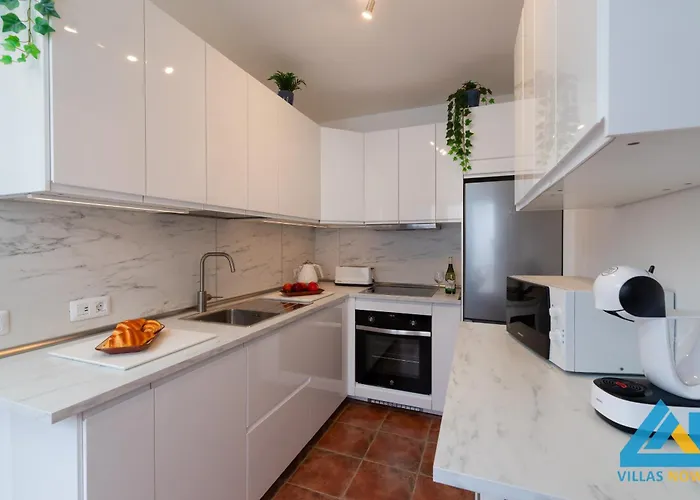 104 - Elise Present By Now Ltd 빌라