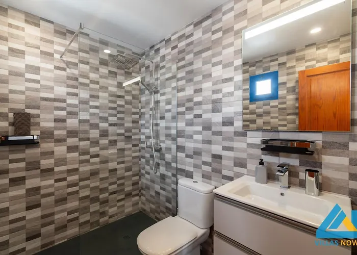 104 - Elise Present By Now Ltd 플라야블랑카